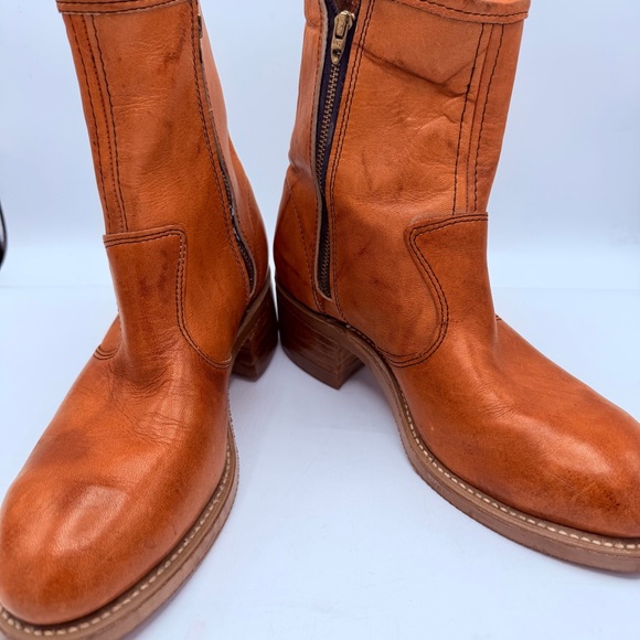 Dandelie Women's Tan Leather Ankle Boots - Picture 2 of 13